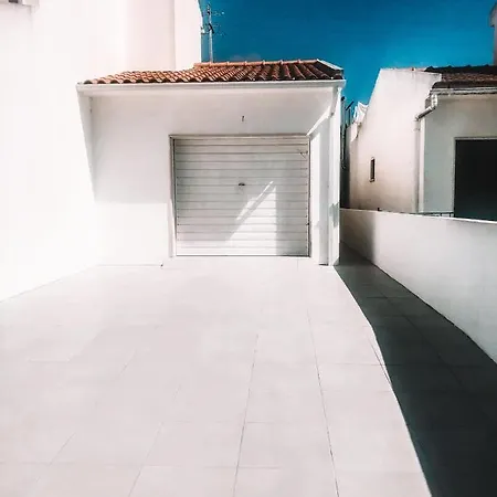 Spacious House At Nyaraló *